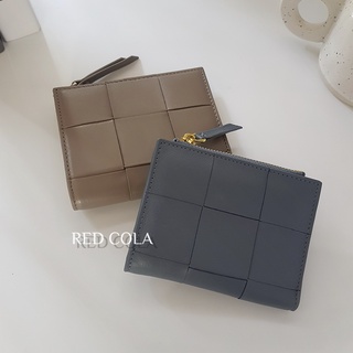 韓國羊皮編織短夾 現貨🔥𝟐𝟒𝑯內快速出貨📦兩折短夾 真皮皮夾 女皮夾 女短夾 錢包 禮物🎁𝑹𝒆𝒅 𝑪𝒐𝒍𝒂.