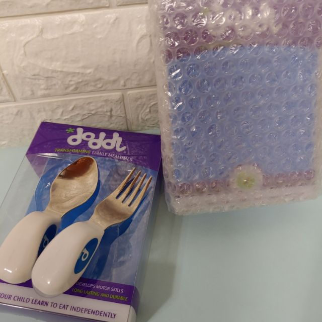 【二手】正版英國doddl學習餐具組 兩件組 寶寶吃飯神器 人體工學設計