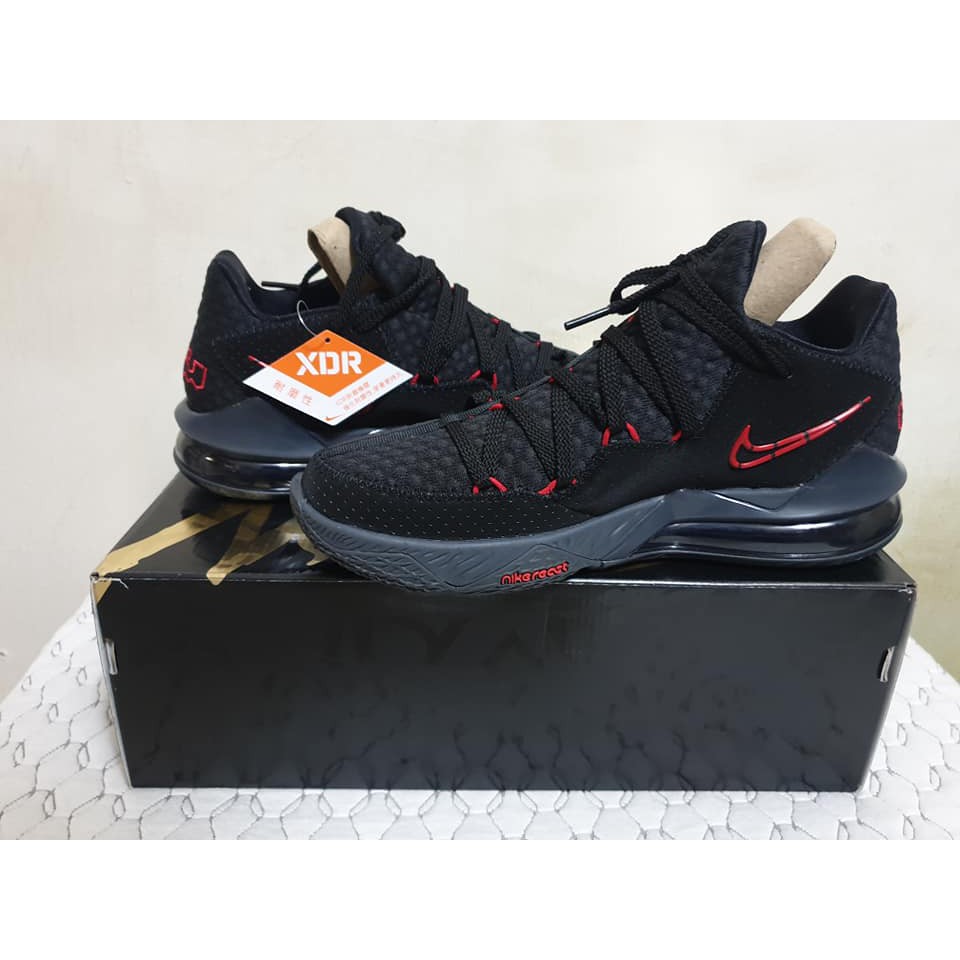 (有發票)全新 Nike Lebron 17 Low US 9.5 (限時2660含運) XDR耐磨底 黑紅配色