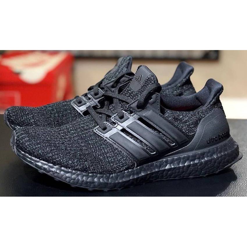 2019 一月 ADIDAS ULTRA BOOST 4.0 triple black 慢跑鞋 黑 F36641