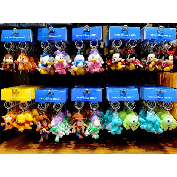 東京迪士尼樂園 米奇 米妮 唐老鴨 黛西 奇奇 蒂蒂 維尼 跳跳虎 巴斯 胡迪 毛怪 大眼仔 娃娃 鑰匙圈 2件組 預購