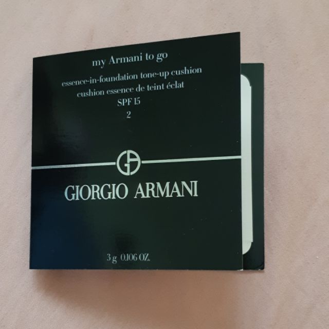 Giorgio Armani 亞曼尼 訂製雪紡亮白精華氣墊粉餅2 精巧版3g（到2022.02）