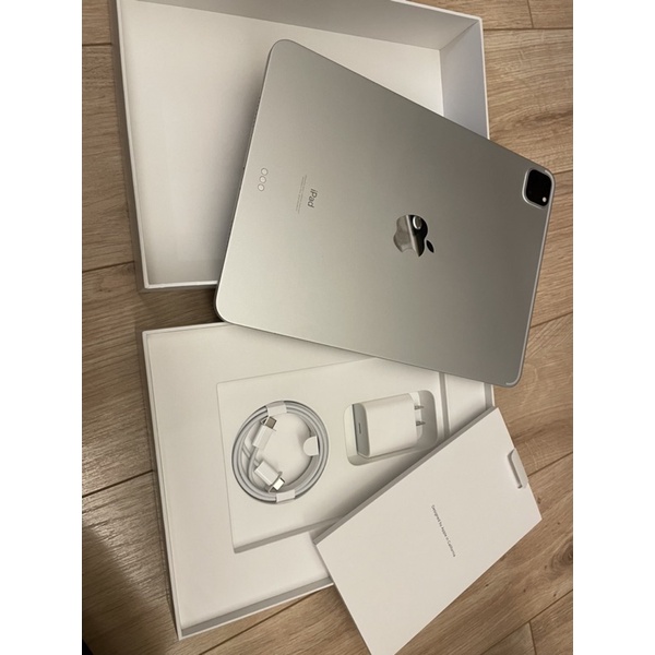 售 Apple iPad Pro 11吋wifi 256G銀色(2021最新）（拆封新品）