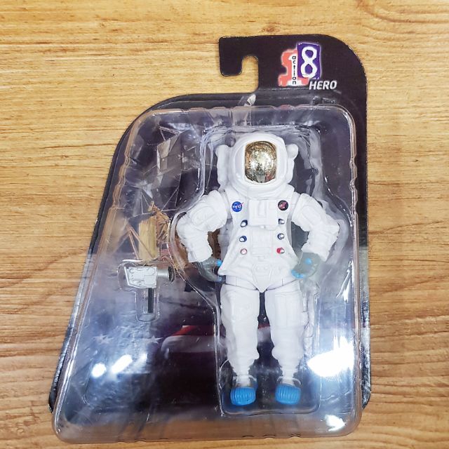 🇯🇵喔啦玩具店🇹🇼太空人可動人偶 攝影機玩具星際效應阿波羅公仔吊卡