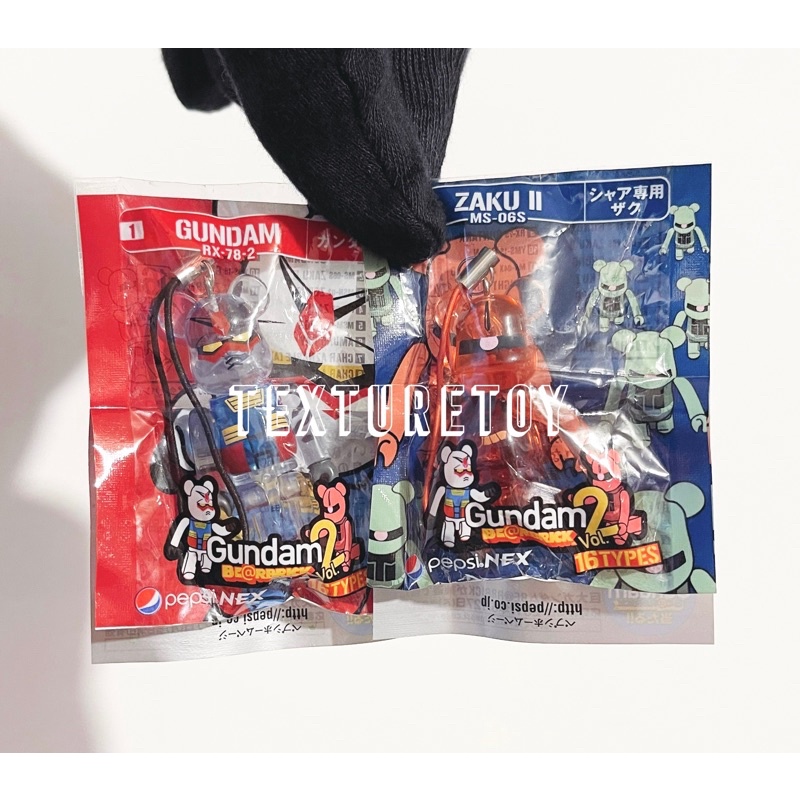 [現貨]BE@RBRICK 機動戰士 鋼彈 夏亞薩克 透明 Gundam Vol.2 Pepsi NEX百事可樂 70%