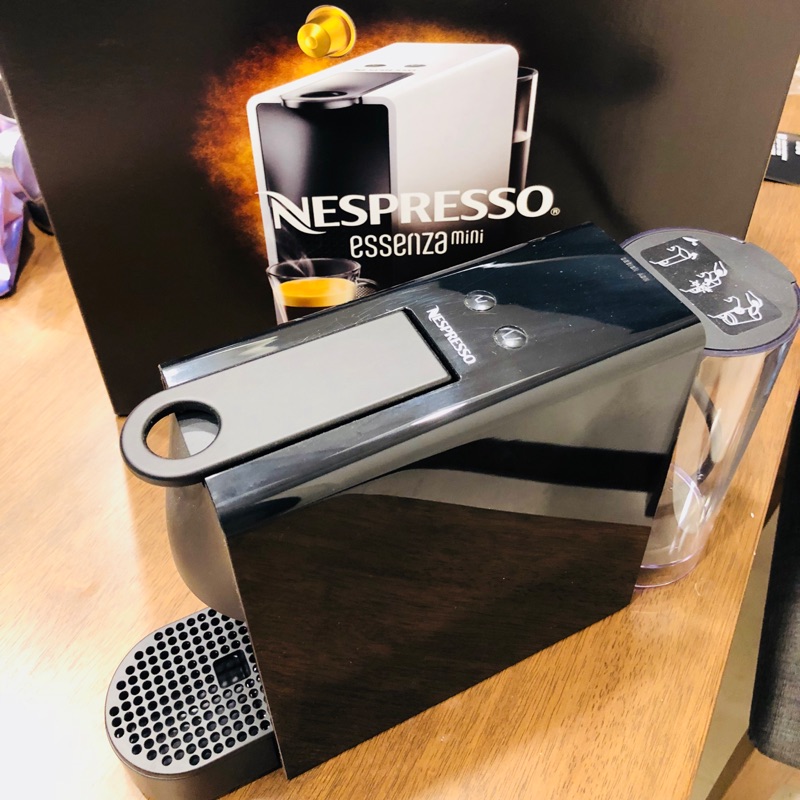 🎀 「全新」Nespresso 膠囊咖啡機 -Essenza Mini C30