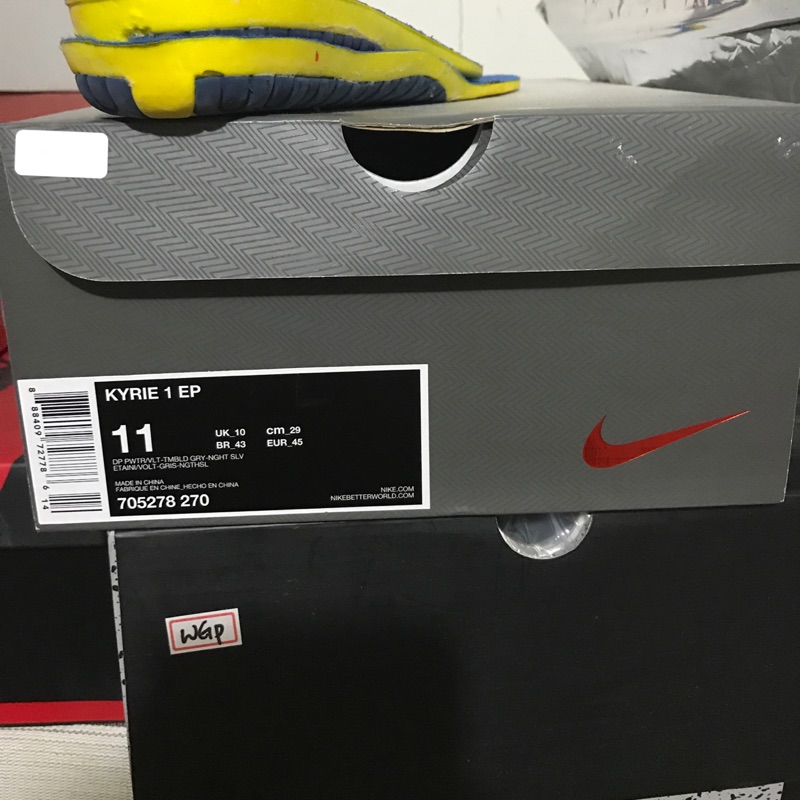 Nike kyrie 1 ep us11 地牢