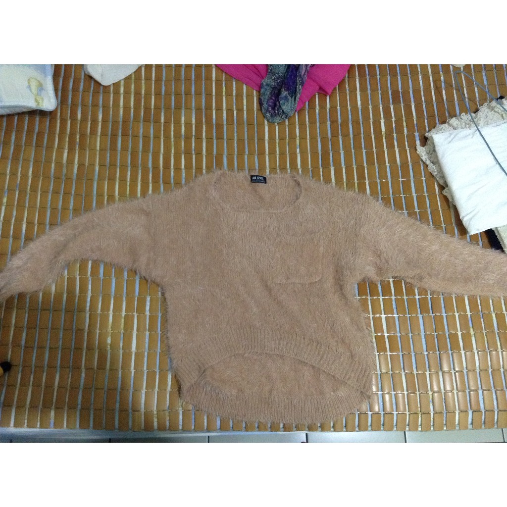二手近全新air Space 粉膚色馬毛海毛衣 蝦皮購物