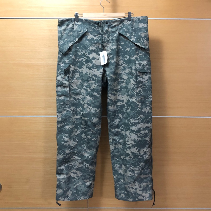 特價  美軍公發US ARMY ACU 數位迷彩Gore-tex 長褲 尺寸 L-R (35-39) 庫存流出品
