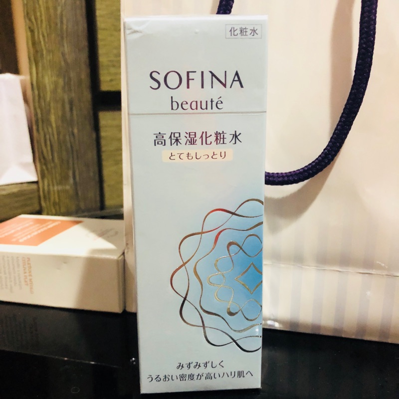 SOFINA beaute 高保濕化妝水 140ml