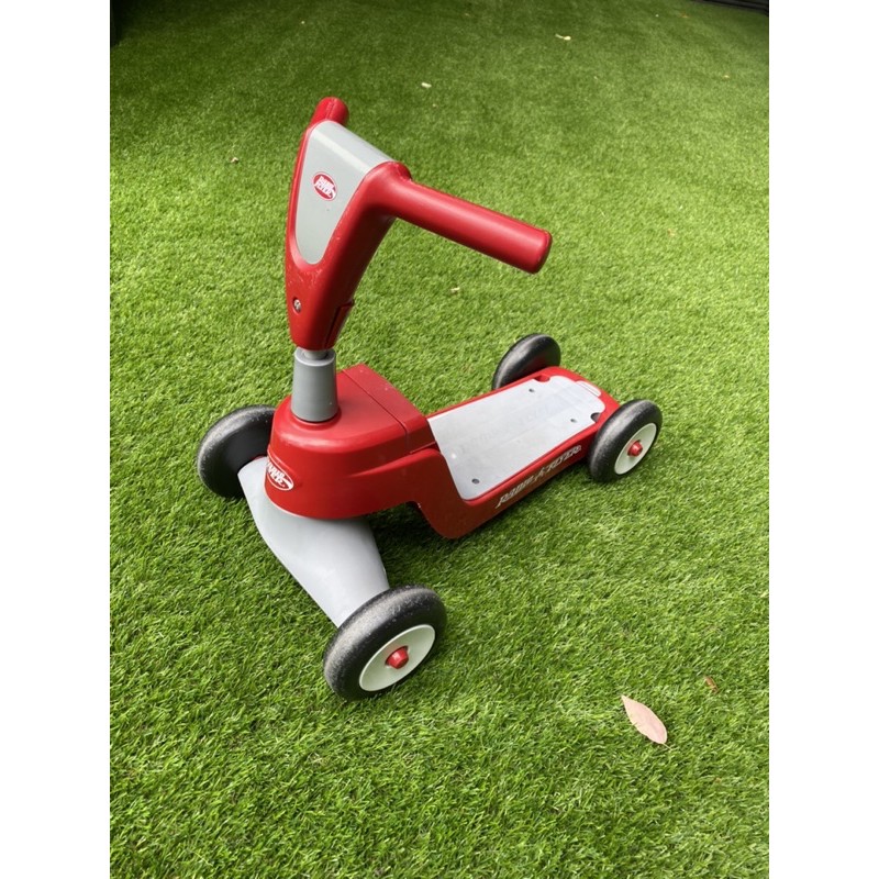 Radio Flyer 小浣熊二合一滑步滑板車