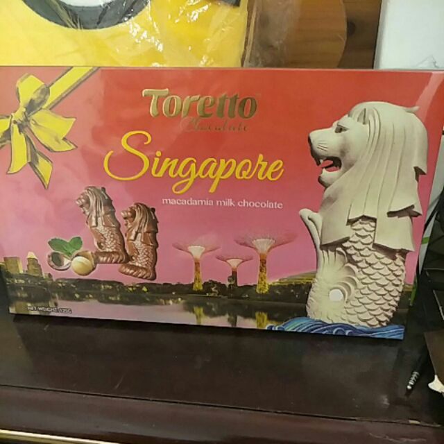 新加坡帶回魚尾獅巧克力