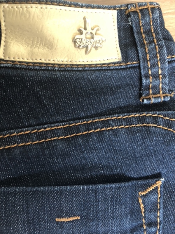 新光三越購入bobson Sunsister牛仔貼身七分褲m號 蝦皮購物