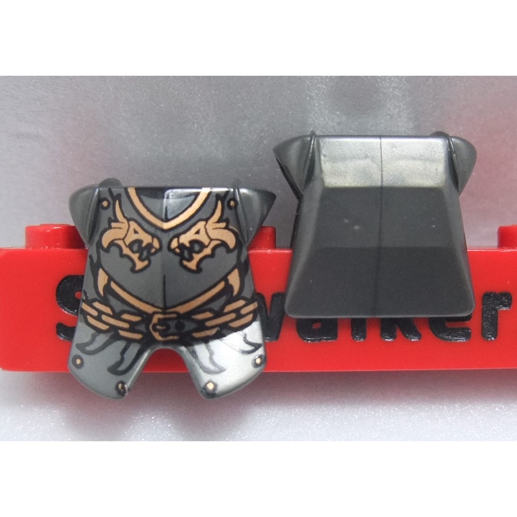 【積木2010 汙損特價】樂高 LEGO 雙龍 盔甲 / 城堡 騎士  珍珠深灰色 7946 (盔-01)