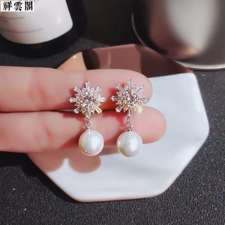 ✨珍珠耳夾✨仿珍珠耳環氣質耳夾無耳洞高階時尚雪花仿鋯石耳墜顯臉瘦耳針 珍珠耳飾 耳環 氣質百搭 輕奢耳環