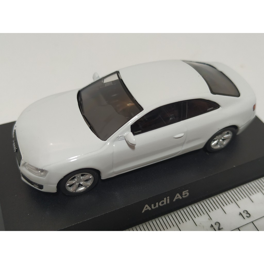 京商1/64 Audi_A5(白色)