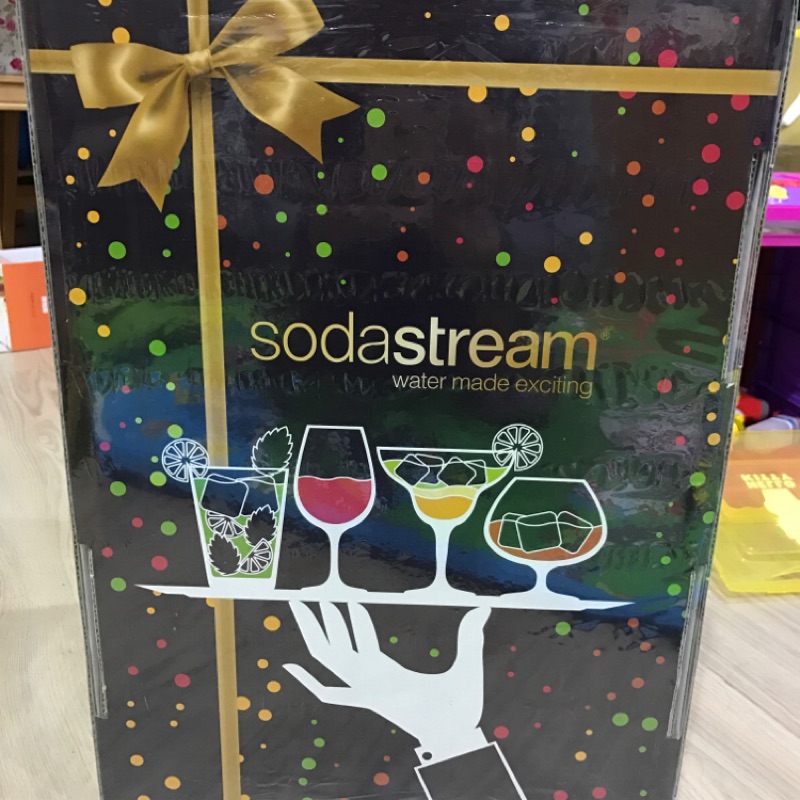 （已下標）Sodastream 歡樂節慶限量氣泡禮盒組 - Source 紅色