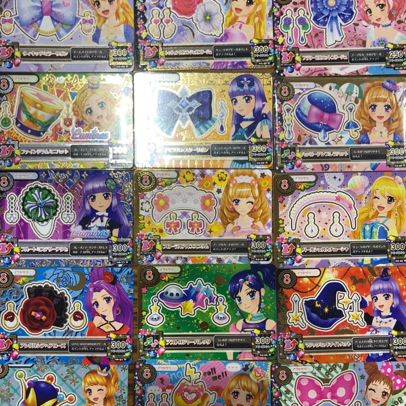 偶像學園偶像活動n卡頭飾一張30隨機出貨不挑款一張30課程飾品卡也有可能會收到喔！