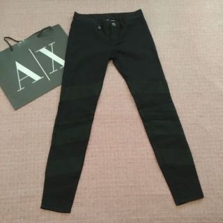 ARMANI EXCHANGE 個性 時尚 黑色拼接 緊身 牛仔褲 女黑色牛仔褲 2 ❤oohlala❤