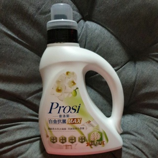 普洛斯白金抗菌濃縮香水洗衣凝露（英國梨與小蒼蘭）