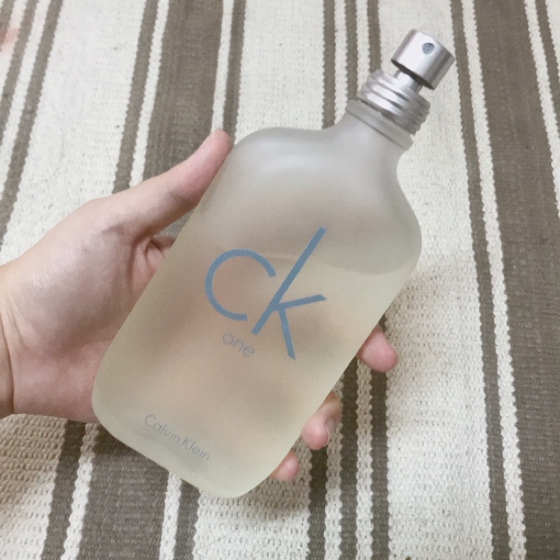 ck one 香水 200ml