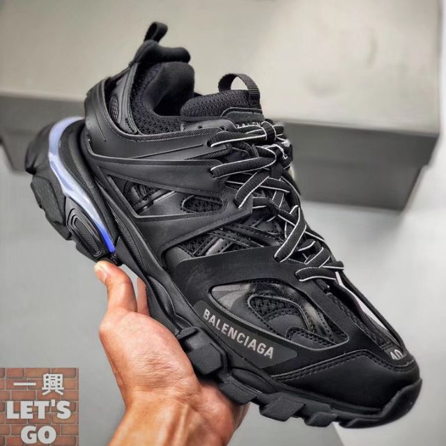 balenciaga track 3.0 led