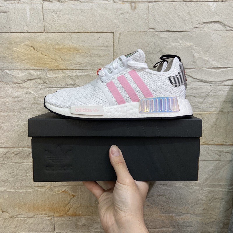 TheOneShop adidas 愛迪達 NMD R1 W 白色 粉色 白粉 雷射 絢彩 慢跑鞋 FZ3777