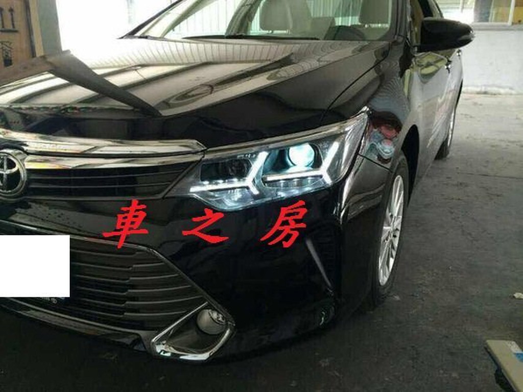 (車之房) 2015 CAMRY 7.5代 類大牛樣式 導光頭燈 日型燈 雙魚眼設計 汽油版