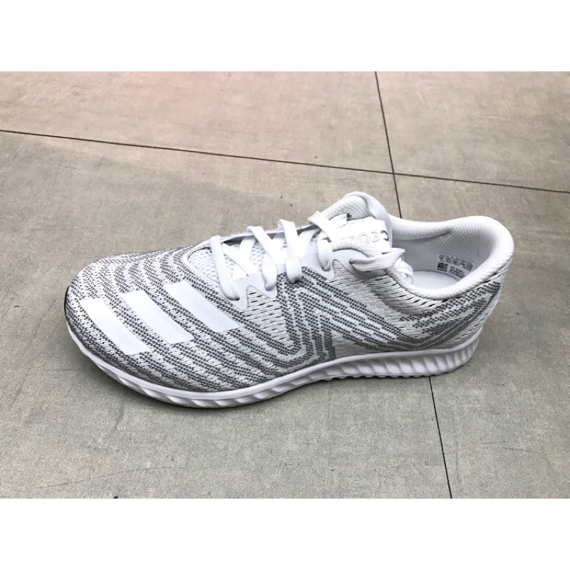 adidas aerobounce pr