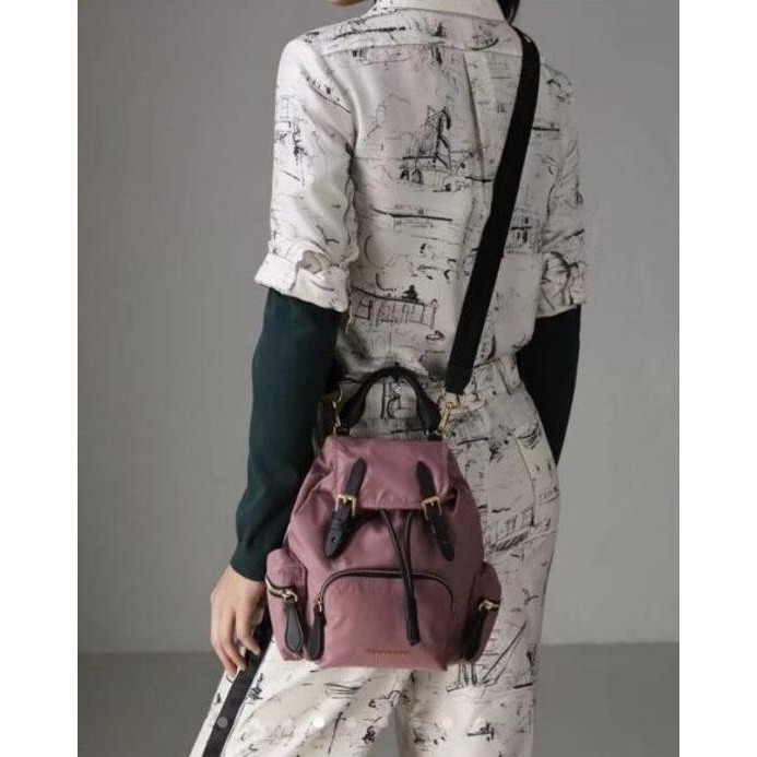 Burberry Small Nylon Backpack 小型超纖後背包粉紅| 蝦皮購物