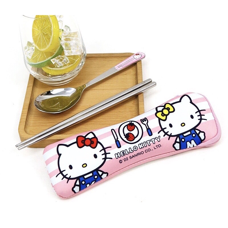 《現貨上新》Hello Kitty 304不鏽鋼潛水布餐具組 筷子 湯匙 三麗鷗 凱蒂貓 不鏽鋼三件組
