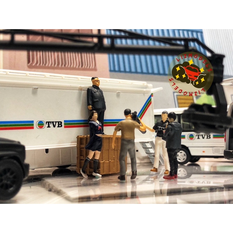 🔅里氏模型車 Tiny 微影 1/64 記者會 記者 攝影師 人偶 無綫 TVB 電視台 新聞車 賓士 攝影車 拓意