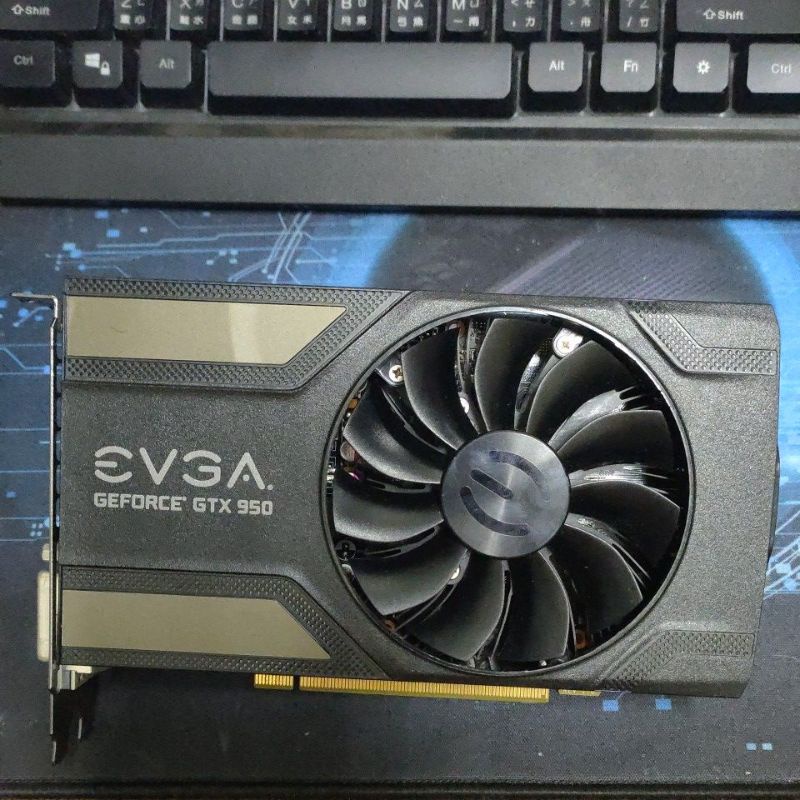 EVGA GTX950 2G (效能近GTX1050)