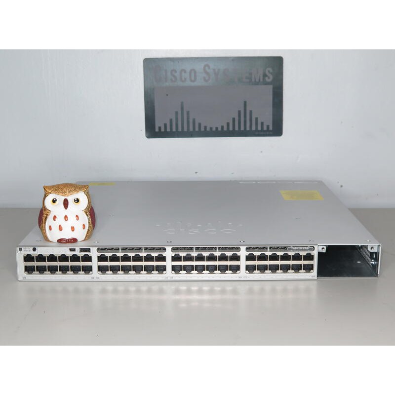 CISCO C9300-48P-A 48x PoE+ Port Network Advantage L2/L3 Swit