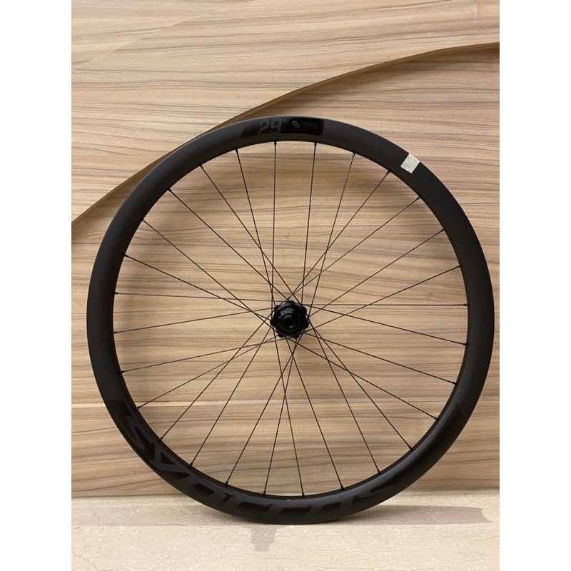 Syncros Silverton 1.0 Carbon Wheelset Tubeless Boost 29 國際六孔 蝦皮購物