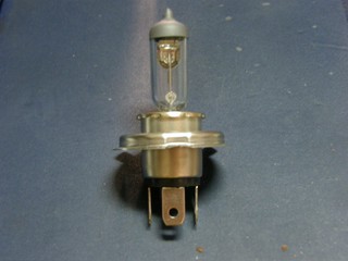 通用型 H4 大燈燈泡 大燈泡 燈泡 24V 75/70W 其它D2S,D2S,D2R,D2C,D4S,D4R 歡迎詢問
