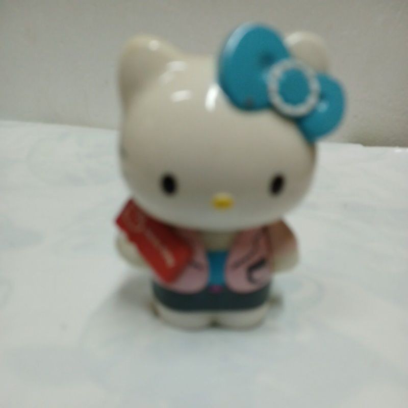 Hello Kitty 公仔玩具。