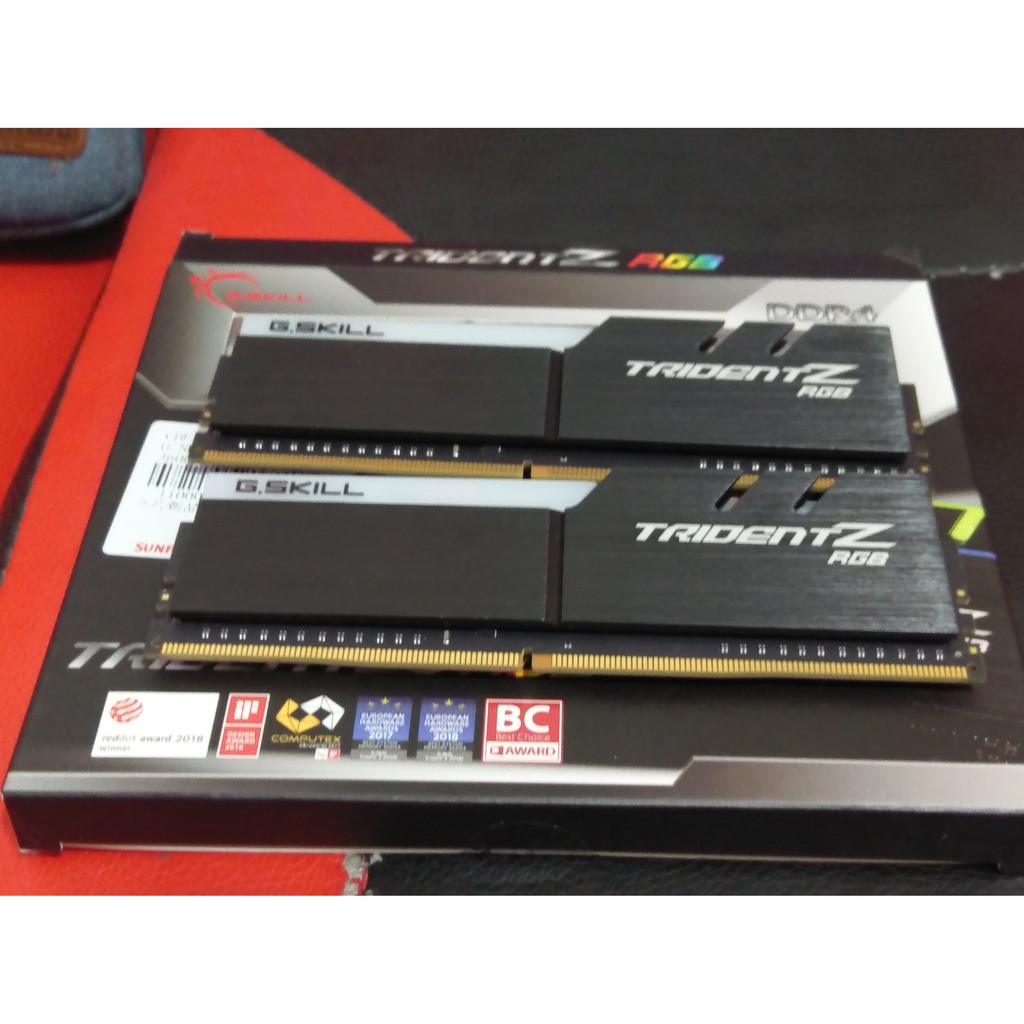幻光戟 DDR4 3600 8G X2