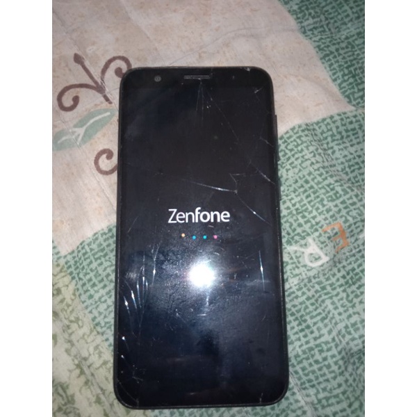 asus zenfone live L1 手機