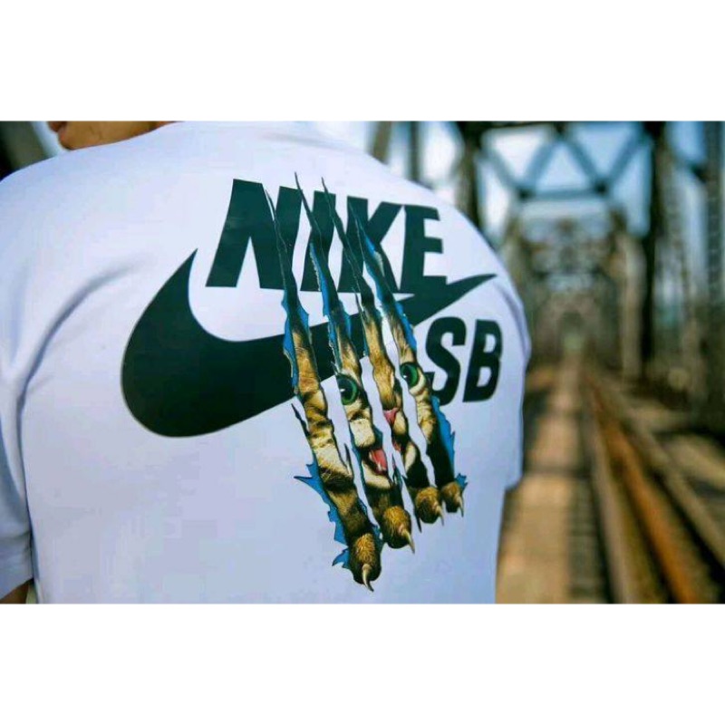 售)Nike 經典 SB貓爪 短袖短T