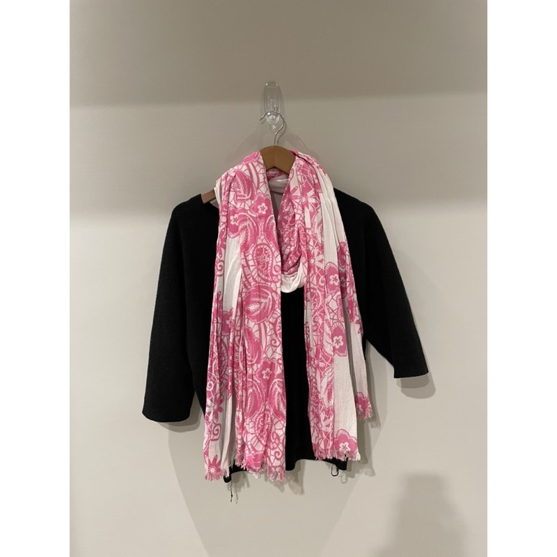 Massimo Dutti 粉色花卉印花圍巾