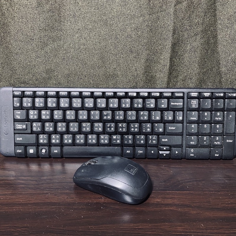 Logitech羅技K200無線鍵盤+滑鼠組（二手缺接收器）