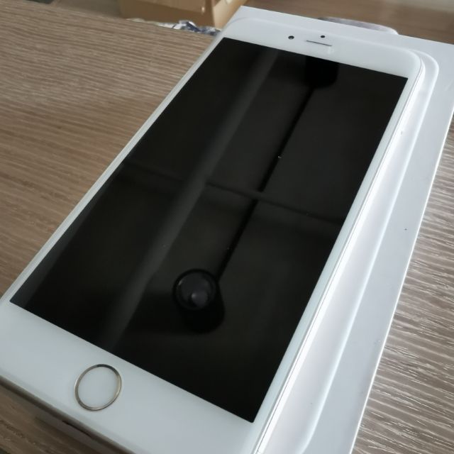 iPhone 6 Plus 64G 機身近全新 盒裝完整 電池健康100%
