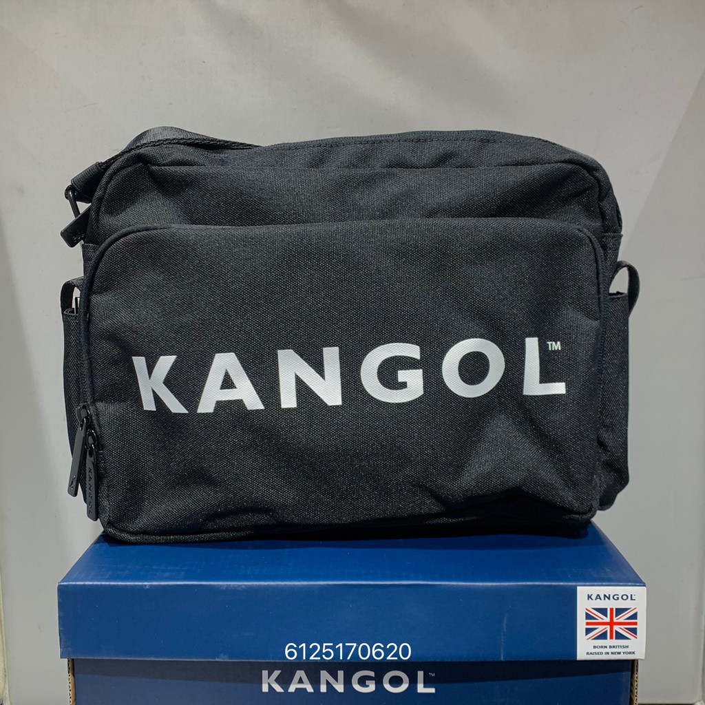 KANGOL 黑色帆布多層側背包 6125170620