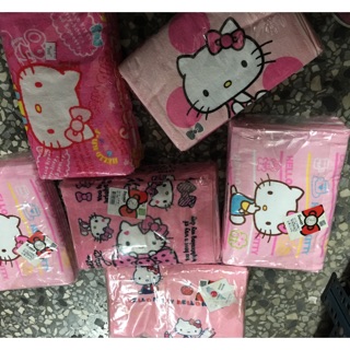 Hello kitty 多款可愛童巾（一條下單處）