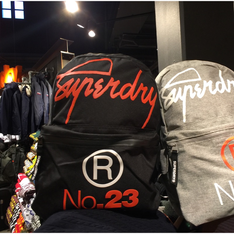 Superdry 極度乾燥 Montana 凸紋背包