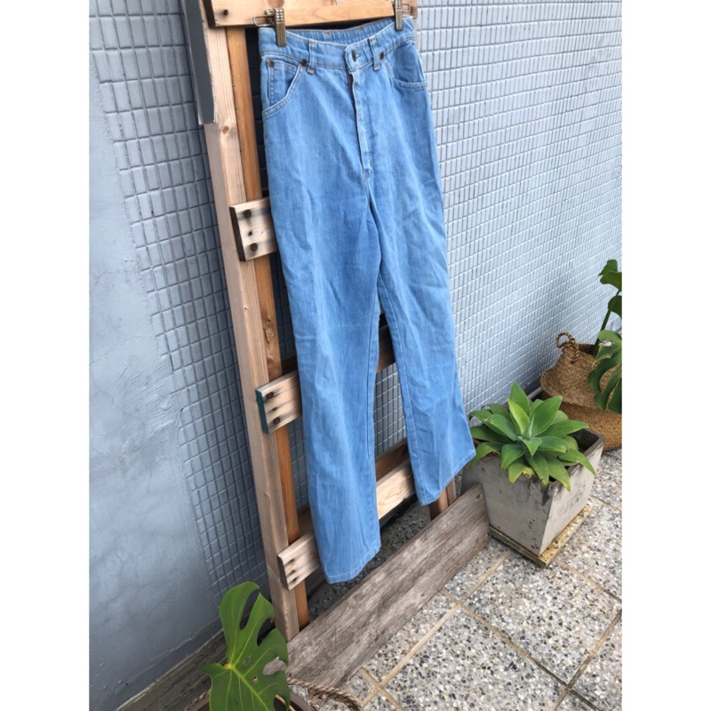 W28 美國製 wrangler 寬褲 女版 老褲 0955MB 淺藍 scovill 拉鍊頭 vintage 刺繡口袋