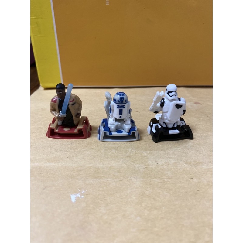 星際大戰 公仔 擺飾 裝飾r2d2 白武士 一起賣