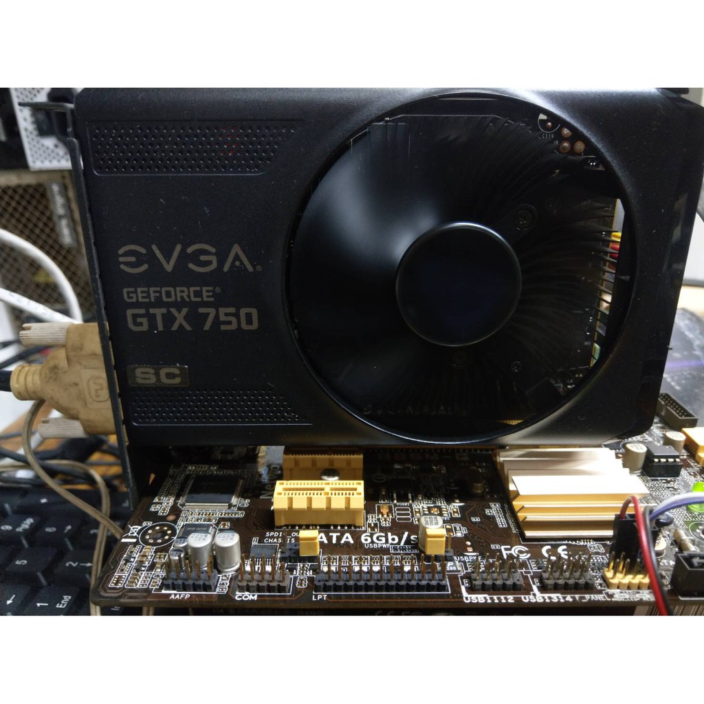 EVGA 艾維克GTX750 2GB跟1GB跟GTX750 TI 2GB二手良品,不用外接電源