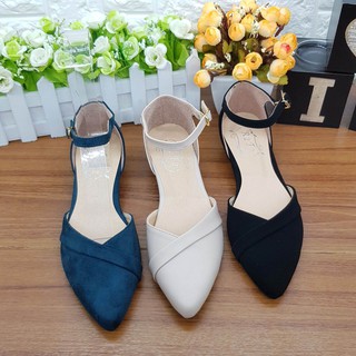 M.M.D SHOES💕氣質女孩😙MIT尖頭簍空扣環帶 底跟 平底尖頭鞋 黑/白/米三色款 臺灣出貨